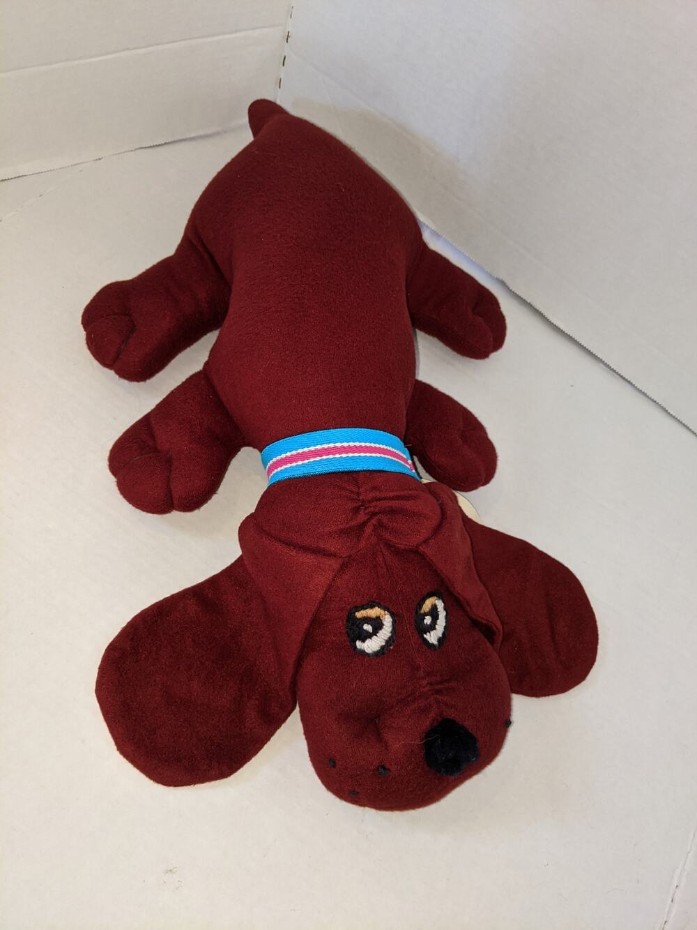 Vintage Pound Puppy Plush Dark Brown Blue Collar